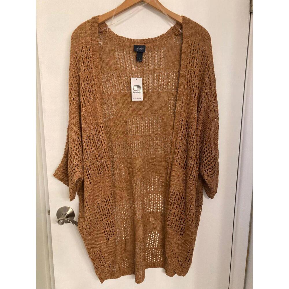 NWT Daytrip shrug sweater, Sz M. - Picture 2 of 4